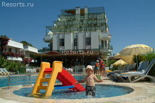 Lemon Beach Hotel 4